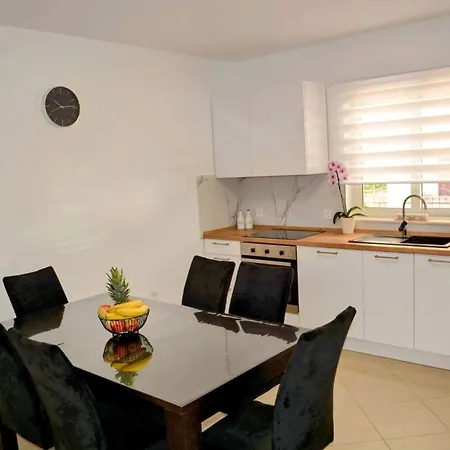 By The Sea Brna, Korcula - 10065 *