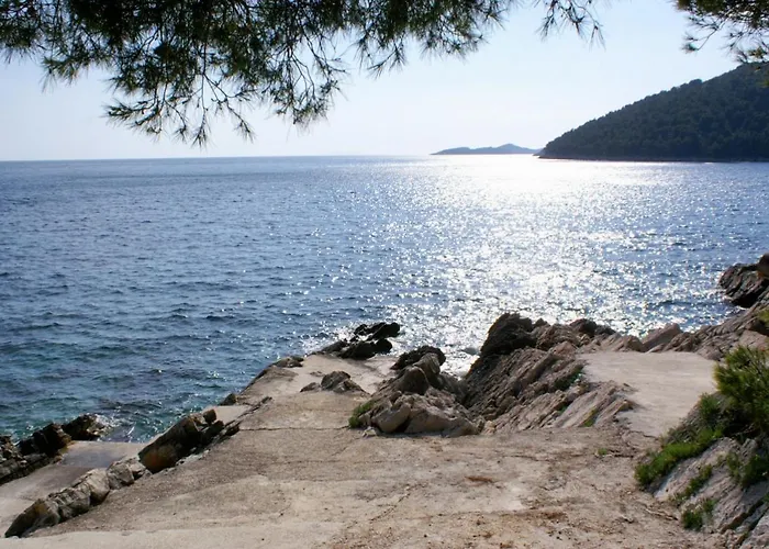 By The Sea Brna, Korcula - 10065 ブラー